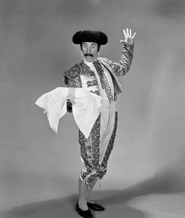Framed Print : Actor Andrew Sachs, who plays Spanish waiter Manuel Framed Print : Actor Andrew Sachs, who plays Spanish waiter Manuel