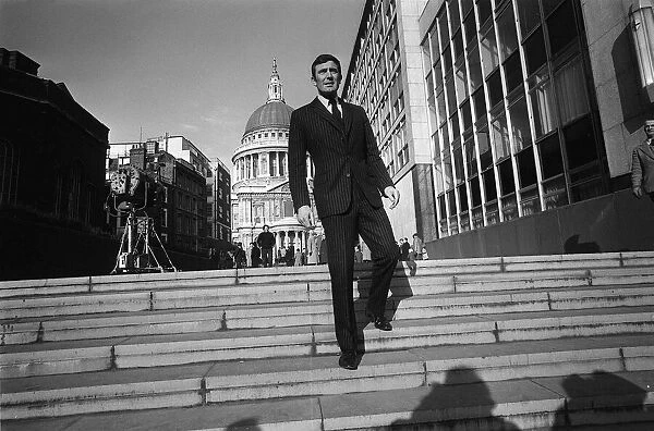 Actor George Lazenby who played James Bond 007 in the film On Her Majesty