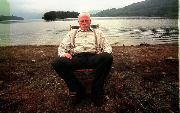 ACTOR JAMES COSMO SEPTEMBER 1997 AT THE SIDE OF LOCH KATRINE WITH HIS CHANGE IN