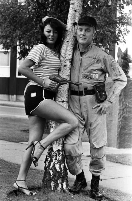 Framed Print : Actor Kenneth Cope and actress Ann Michelle. 28th September 1980 Framed Print : Actor Kenneth Cope and actress Ann Michelle. 28th September 1980