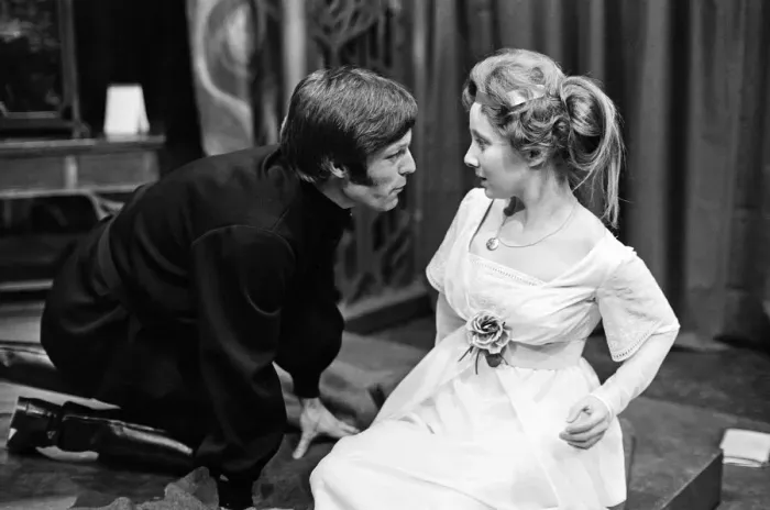 Framed Print : Actor Richard Chamberlain in the role of Hamlet at the Birmingham Repertory Theatre Framed Print : Actor Richard Chamberlain in the role of Hamlet at the Birmingham Repertory Theatre