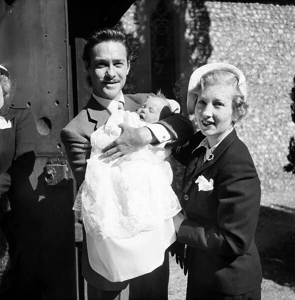 Actor Richard Todd with his wife and baby Peter. September 1952 C4627-001