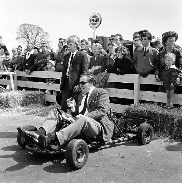 Actor Rupert Davies at the Regent Show Business Car Club Motoring Garden Party