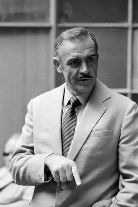 Framed Print : Actor Sean Connery on the set of Cuba'in Cadiz, Spain. 19th December 1978 Framed Print : Actor Sean Connery on the set of Cuba'in Cadiz, Spain. 19th December 1978