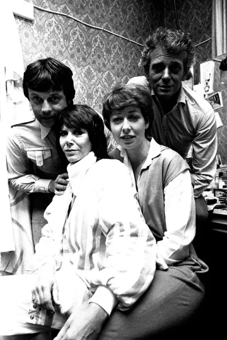 Framed Print : Actors Frazer Hines Judy Carne, Sheila Ferris and Mark Burns who are appearing i in Framed Print : Actors Frazer Hines Judy Carne, Sheila Ferris and Mark Burns who are appearing i in