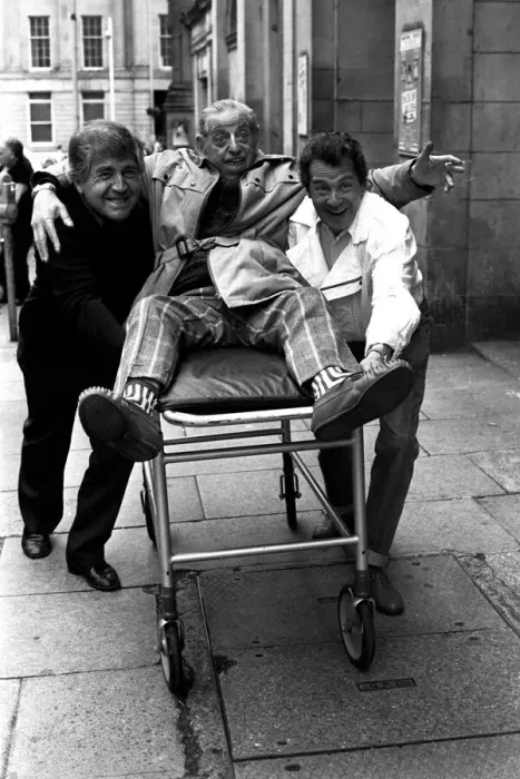 Framed Print : Actors Peter Baldwin, Ben Warriss and David Ross outside the Theatre Royal