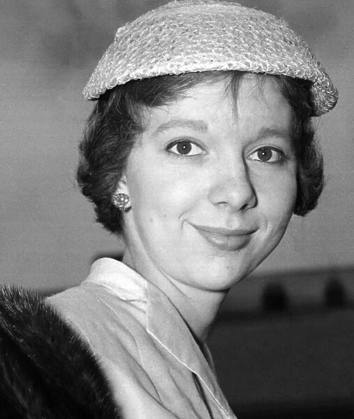 Actress Anna Massey seen here arriving at Royal Ascot wearing a straw hat