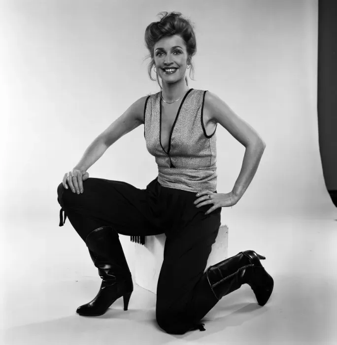 Framed Print : Actress Anne Kirkbride models the latest fashions. 15th July 1981 Framed Print : Actress Anne Kirkbride models the latest fashions. 15th July 1981