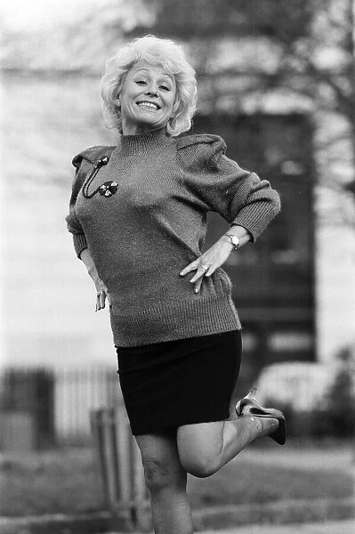 Actress Barbara Windsor. 8th December 1987