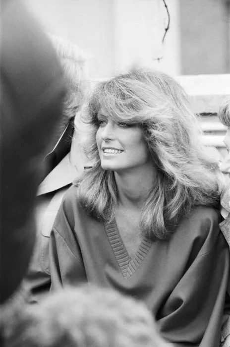 Framed Print : US actress Farrah Fawcett Majors pictured at a photo reception at the Dorcester Hotel in Framed Print : US actress Farrah Fawcett Majors pictured at a photo reception at the Dorcester Hotel in
