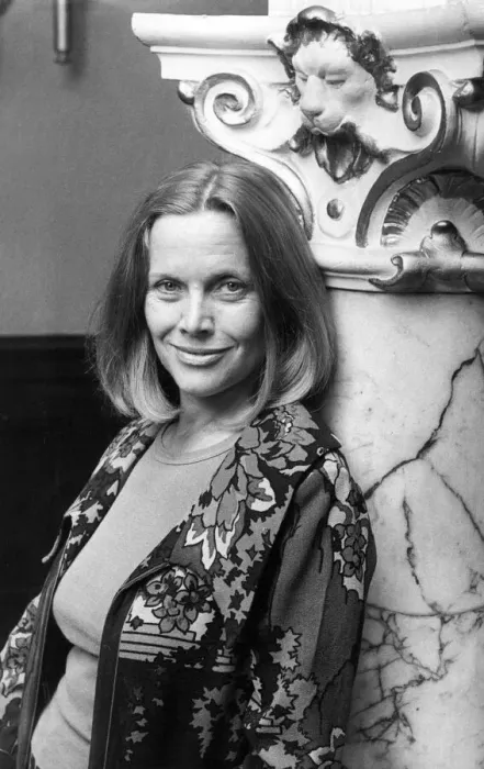 Framed Print : Actress Honor Blackman Framed Print : Actress Honor Blackman
