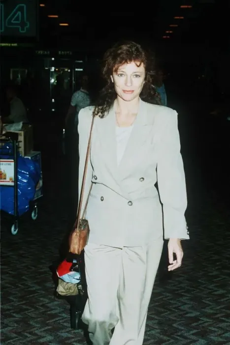 Framed Print : Actress Jacqueline Bisset at LAP on way to Los Angeles dbase MSI A©Mirrorpix Framed Print : Actress Jacqueline Bisset at LAP on way to Los Angeles dbase MSI A©Mirrorpix
