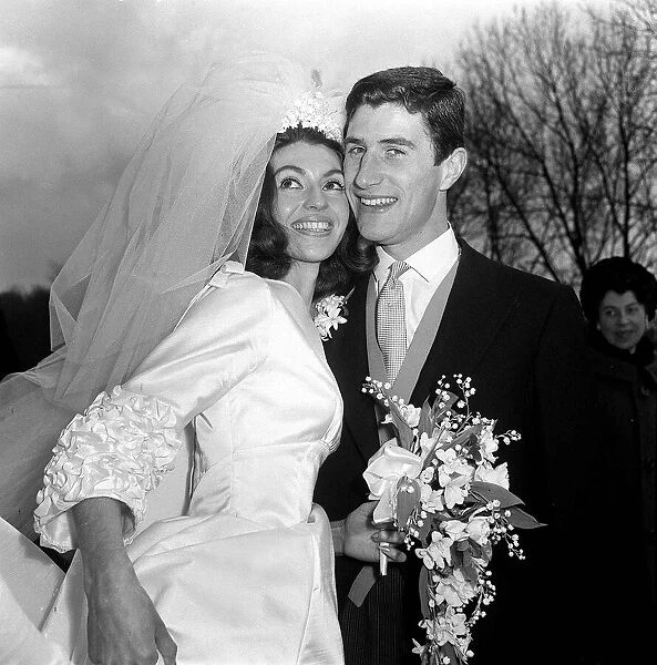 Actress Jean Collins weds Peter Ziderman 1965