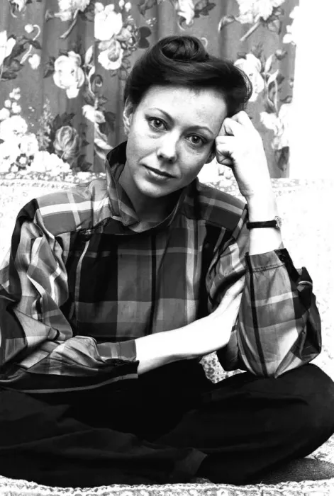 Framed Print : Actress Jenny Agutter during an interview about her forthcoming photography exhibition