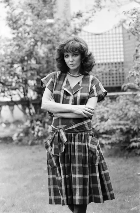 Framed Print : Actress Joan Collins. 6th May 1983
