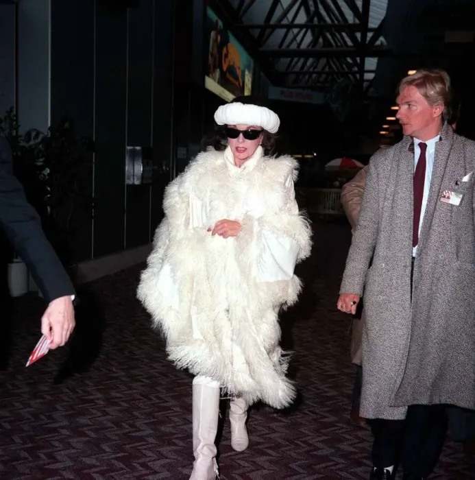 Framed Print : Actress Joan Collins arriving at Lodon Airport February 1987
