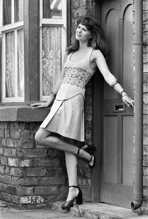 Framed Print : Actress Joanna Lumley pictured on the set of Coronation Street. 5th July 1973 Framed Print : Actress Joanna Lumley pictured on the set of Coronation Street. 5th July 1973