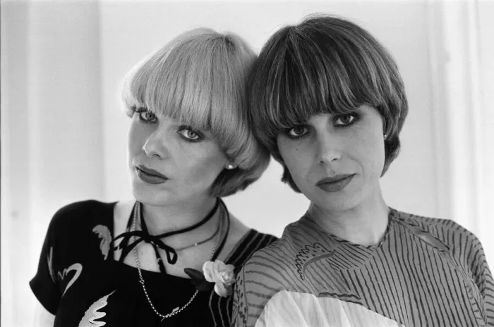 Framed Print : Actress Joanna Lumley with the winner of the Purdey haircut competition winner