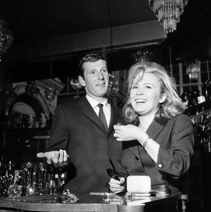 Framed Print : Actress Juliet Mills and her fiance Russell Alquist. 4th October 1961 Framed Print : Actress Juliet Mills and her fiance Russell Alquist. 4th October 1961