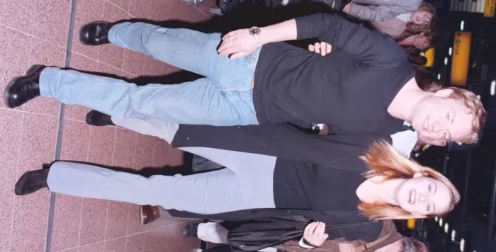 Framed Print : Actress Kate Winslet March 1998 with boyfriend Jim Threapleton before flying to Framed Print : Actress Kate Winslet March 1998 with boyfriend Jim Threapleton before flying to