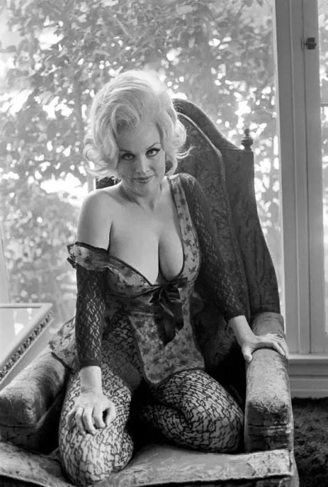 Framed Print : Actress Liz Renay poses for pictures wearing underwear. November 1969 Z11089-005 Framed Print : Actress Liz Renay poses for pictures wearing underwear. November 1969 Z11089-005