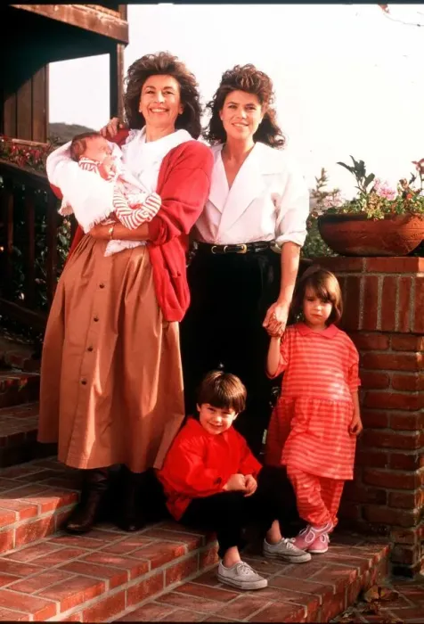 Framed Print : Actress and presenter Nanette Newman with her family dbase MSI A©Mirrorpix