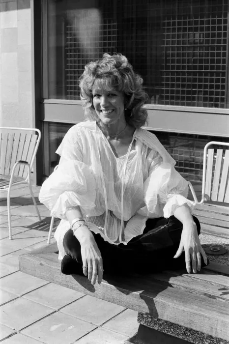 Framed Print : Actress Sue Nicholls. 25th March 1982 Framed Print : Actress Sue Nicholls. 25th March 1982