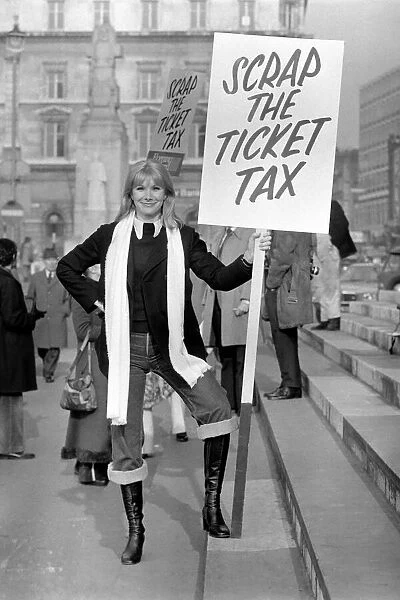 Actress Susan Hampshire seen here in St. Martin s-in-the-Fields