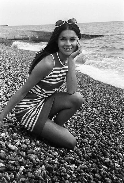 Actress Virginia North 1967 Played James Bond girl who married 007 in