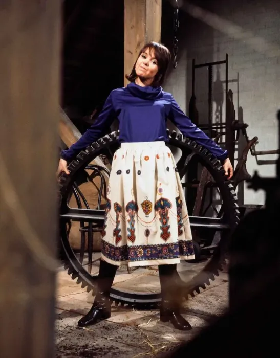 Framed Print : Actress Wendy Padbury who played the companion Zoe Herriot in Doctor Who 1971