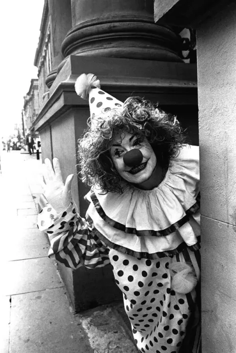 Framed Print : Actress Wendy Richard plays the clown in Newcastle in September, 1989 Framed Print : Actress Wendy Richard plays the clown in Newcastle in September, 1989