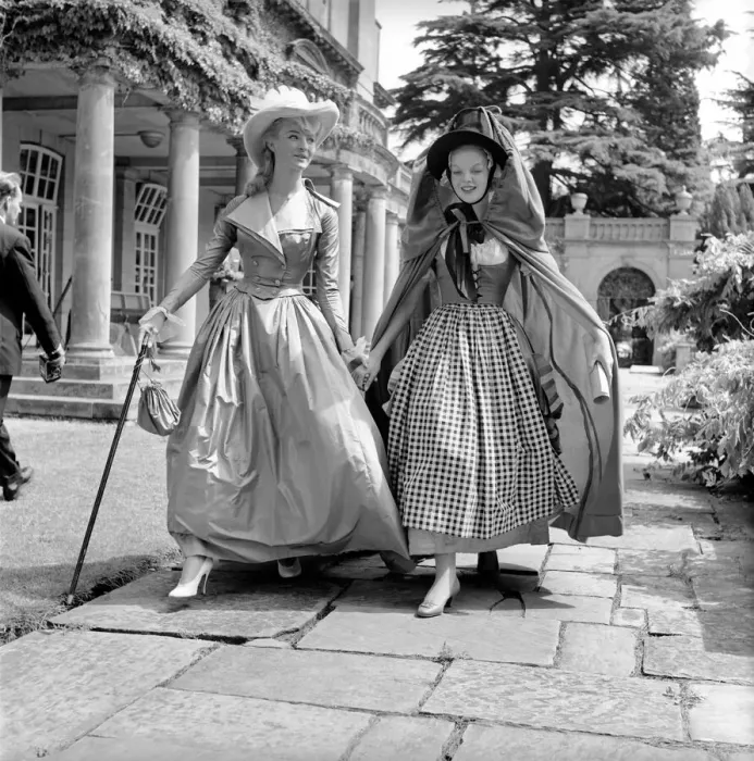 Framed Print : Actresses and models take part in a 18th century fashion parade at Pinewood Studios Framed Print : Actresses and models take part in a 18th century fashion parade at Pinewood Studios