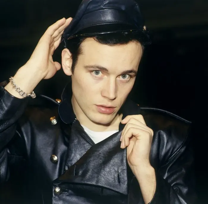 Framed Print : Adam Ant Singer 1985 Framed Print : Adam Ant Singer 1985