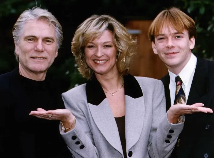 Framed Print : Adam Faith with Gillian Tailforth centre and Adam Woodyat right both actors from the BBC Framed Print : Adam Faith with Gillian Tailforth centre and Adam Woodyat right both actors from the BBC