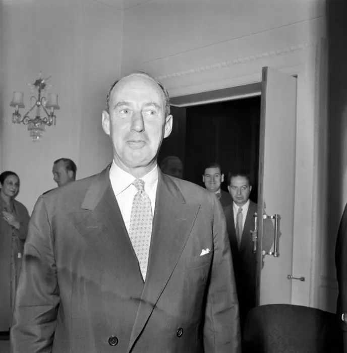 Framed Print : Adlai Stevenson, U. S. politician, - press conference. July 1953 D3885 Framed Print : Adlai Stevenson, U. S. politician, - press conference. July 1953 D3885