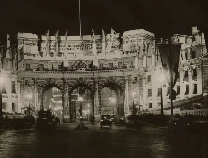 Framed Print : Admiralty Arch flood lit and adorned with White Ensign flags in preparation for