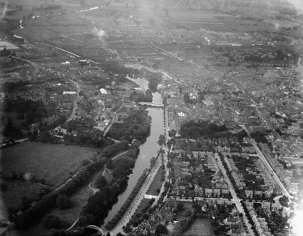 Aerial view of Bedford Town and the river Ouse. 1926