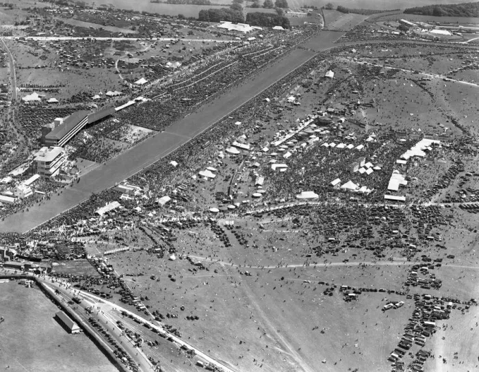 Framed Print : Aerial view of Derby Day at Epsom, June 1928 Framed Print : Aerial view of Derby Day at Epsom, June 1928