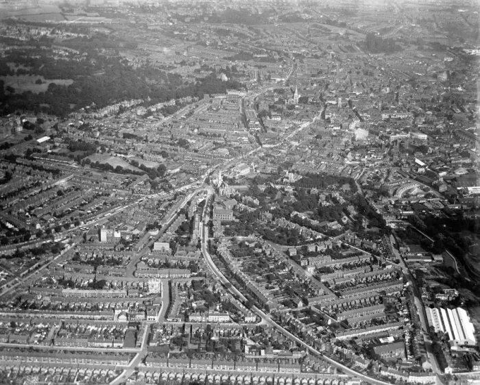 Framed Print : Aerial view of Ipswich in Suffolk. Circa 1930 Framed Print : Aerial view of Ipswich in Suffolk. Circa 1930