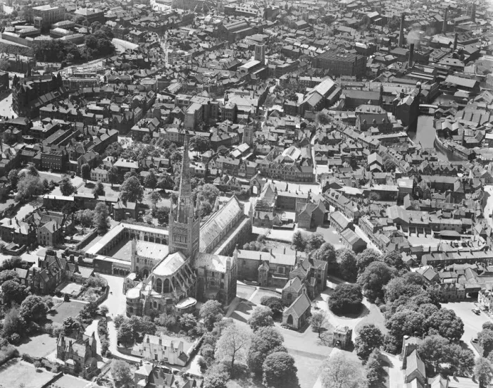 Framed Print : Aerial view of Norwich City. Circa 1926. Local Caption These are rough scans Framed Print : Aerial view of Norwich City. Circa 1926. Local Caption These are rough scans