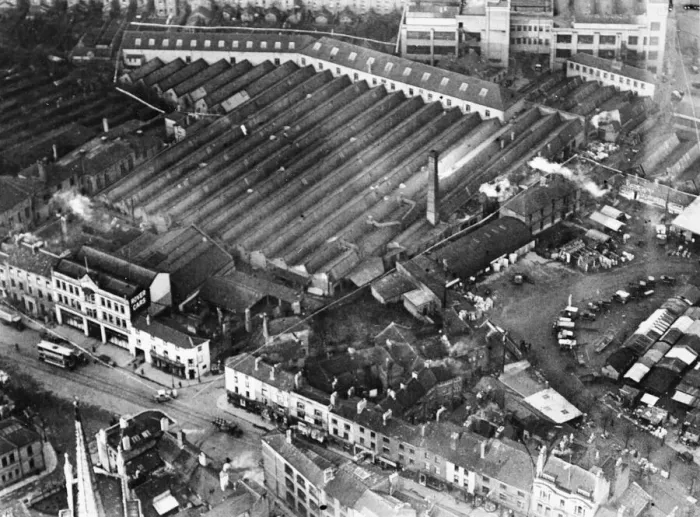 Framed Print : Aerial view of Rover Car Works at Coventry. Circa 1930 Framed Print : Aerial view of Rover Car Works at Coventry. Circa 1930