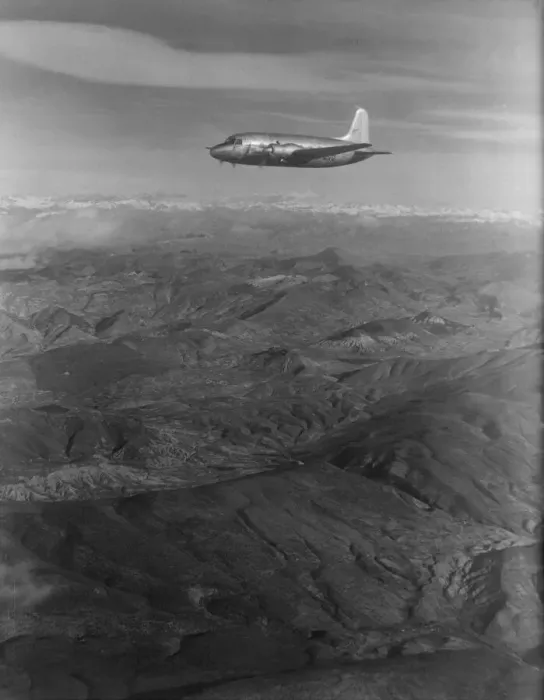 Framed Print : Aeroplane B. E. A. Viking'flying over the Alps. 1950 022121 / 1 Framed Print : Aeroplane B. E. A. Viking'flying over the Alps. 1950 022121 / 1