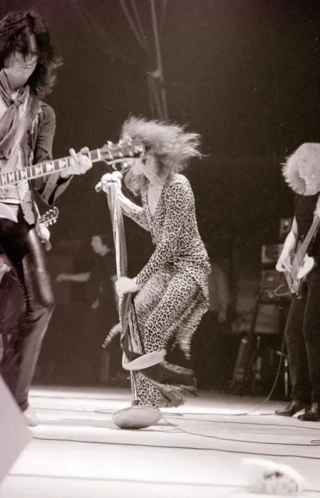Framed Print : Aerosmith in Concert at Pontiac Stadium, Detroit, USA - May 1976 Steve Tyler lead