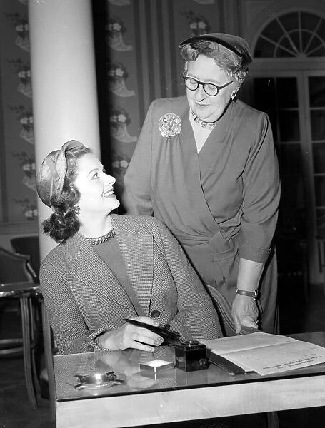 Agatha Christie January 1954 with Margaret Lockwood