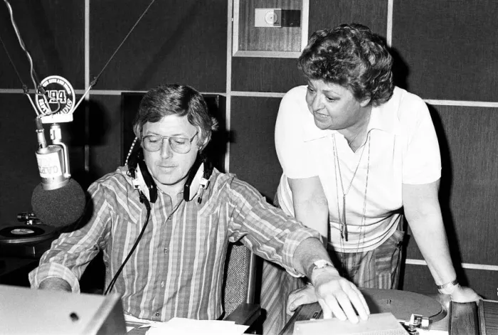 Framed Print : Agony Aunt Claire Rayner with Melvyn Bragg & Michael Aspel at Capital Radio Studios in