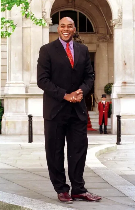 Framed Print : Ainsley Harriott TV Presenter Chef May 1999 pictured in London Framed Print : Ainsley Harriott TV Presenter Chef May 1999 pictured in London