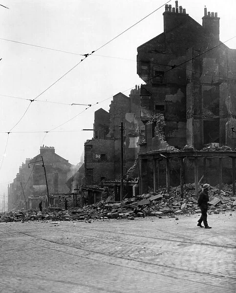 Air raid damage to Kilbowie Road, Glasgow. 14th March 1941