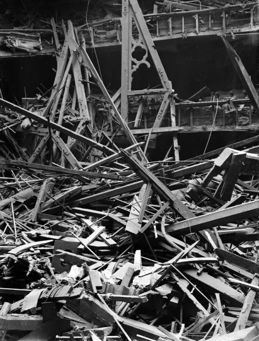 Framed Print : Air raids on Birmingham on the nights of 9th and 10th April 1941