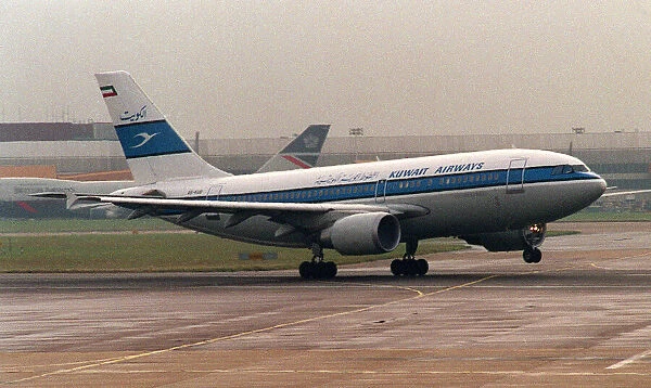 Aircraft Airbus A310 Kuwait Airways Nov 1992 taking off at Heathrow Airport