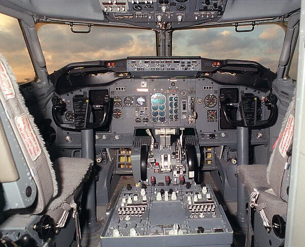 Aircraft Boeing 737-400 cockpit Jan 1989